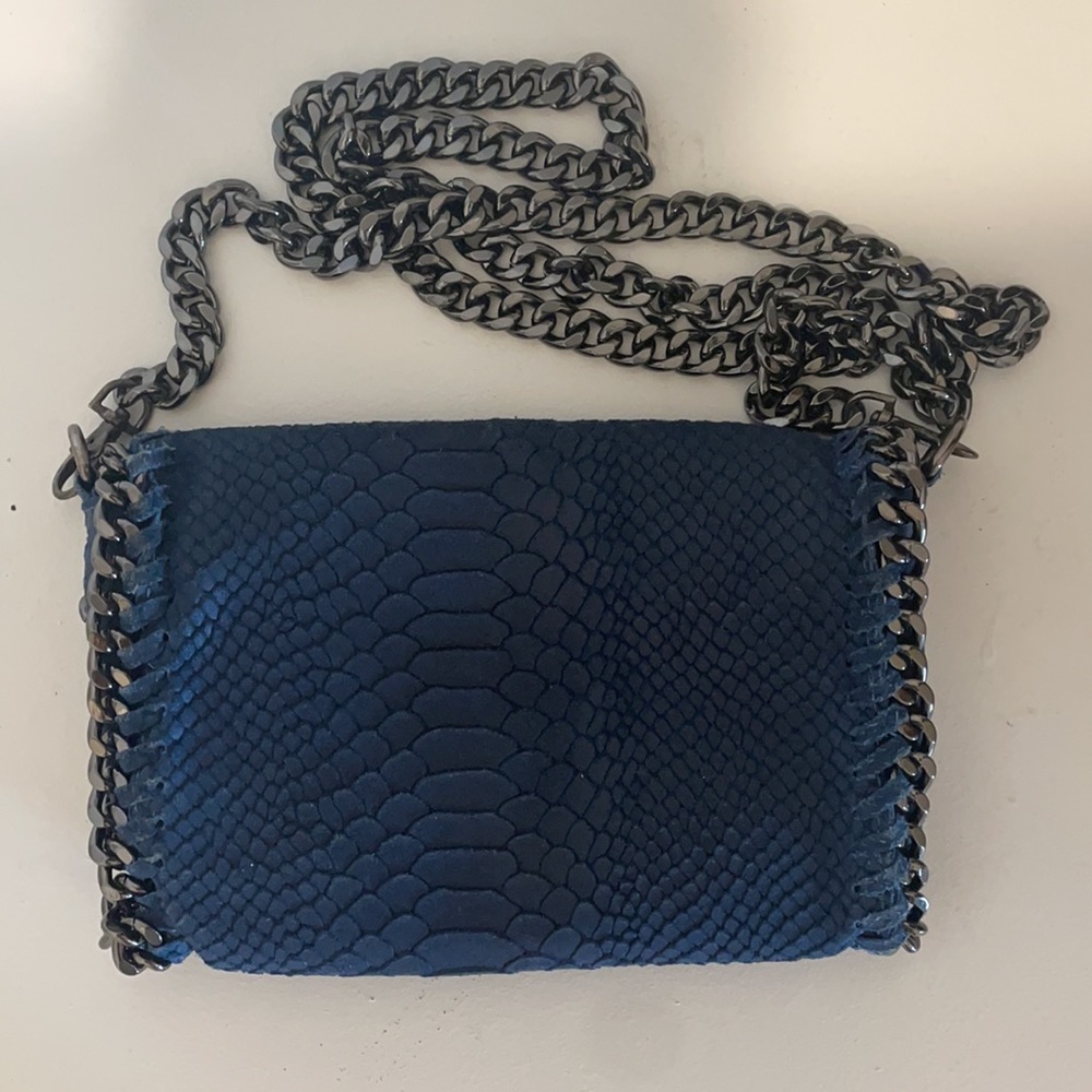 Leather snake skin crossbody with removable chain